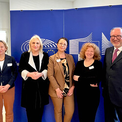 Gruppenfoto der Podiumsgäste