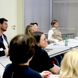 Blick auf Teilnehmende des Workshops