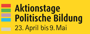 Aktionstage Politische Bildung / Zentrum polis Logo der Aktionstage Politische Bildung in gelber Farbe mit bunten Querbalken als Schmuck. Textinfo: 23. April bis 9. Mai.